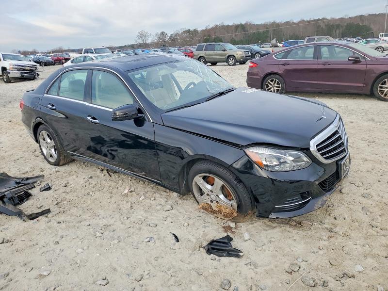 Photo 4 from auction – 2014 MERCEDES-BENZ E 350 4MAT with VIN WDDHF8JB0EB003773