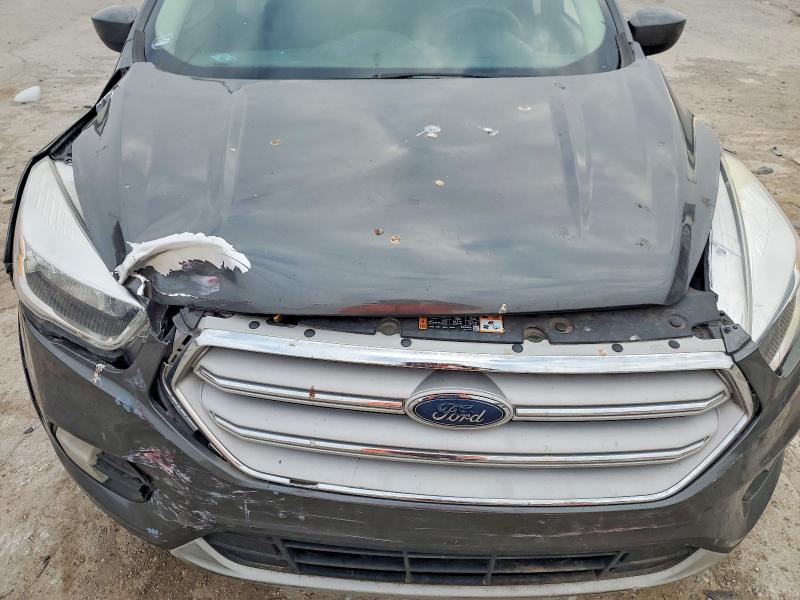 Photo 12 from auction – 2018 FORD ESCAPE SE with VIN 1FMCU0GD7JUC37598