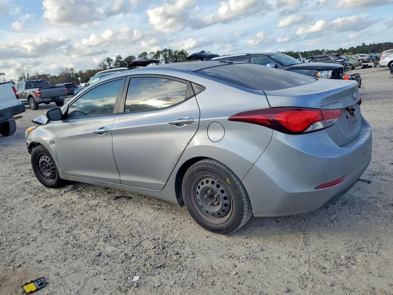 Photo 2 from auction – 2016 HYUNDAI ELANTRA SE with VIN 5NPDH4AE0GH712159