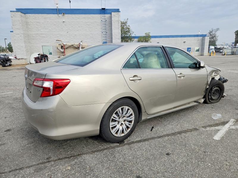 Photo 3 from auction – 2014 TOYOTA CAMRY L with VIN 4T4BF1FK8ER442693