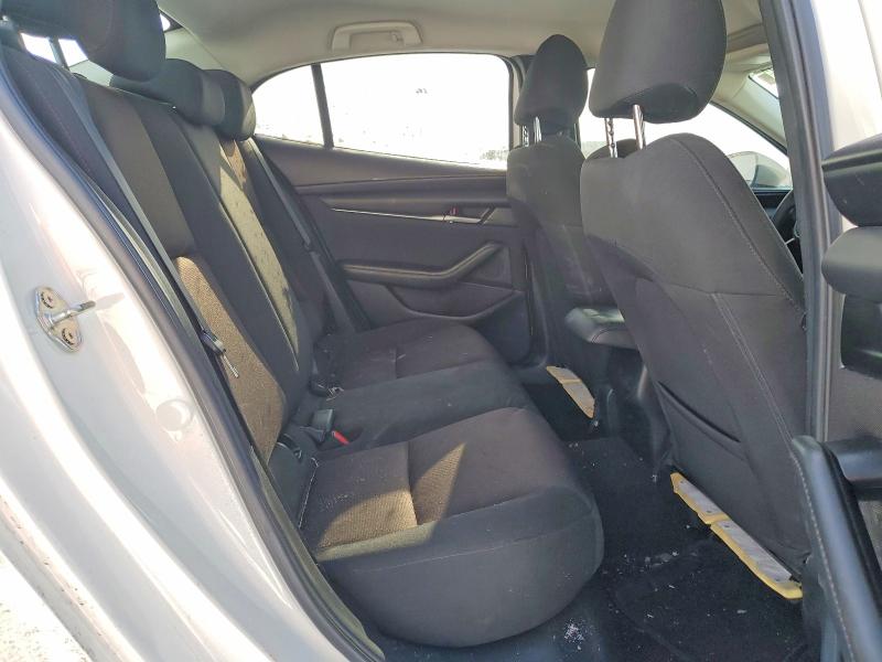 Photo 10 from auction – 2022 MAZDA 3 with VIN 3MZBPAAL3NM301379