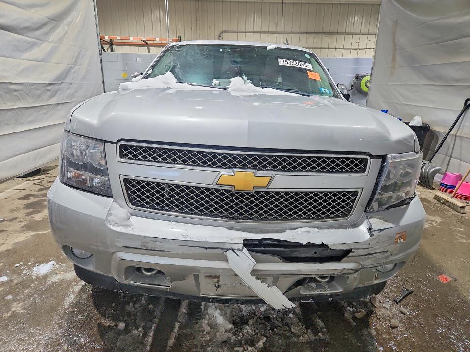 Photo 5 from auction – 2013 CHEVROLET SUBURBAN K with VIN 1GNSKKE77DR176797