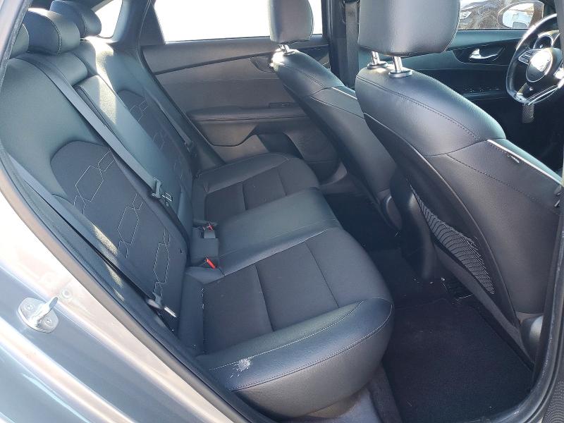 Photo 10 from auction – 2023 KIA FORTE GT L with VIN 3KPF54AD7PE630264