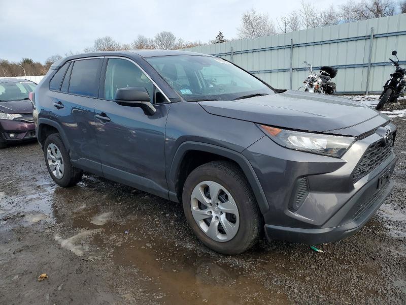 Photo 4 from auction – 2022 TOYOTA RAV4 LE with VIN 2T3F1RFV6NW294490