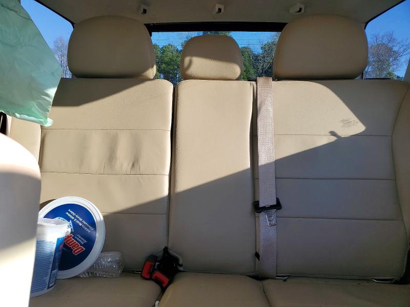 Photo 10 from auction – 2012 FORD ESCAPE LIM with VIN 1FMCU0E75CKA98549