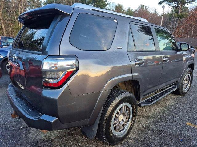 Photo 4 from auction – 2015 TOYOTA 4RUNNER SR with VIN JTEBU5JR5F5220443