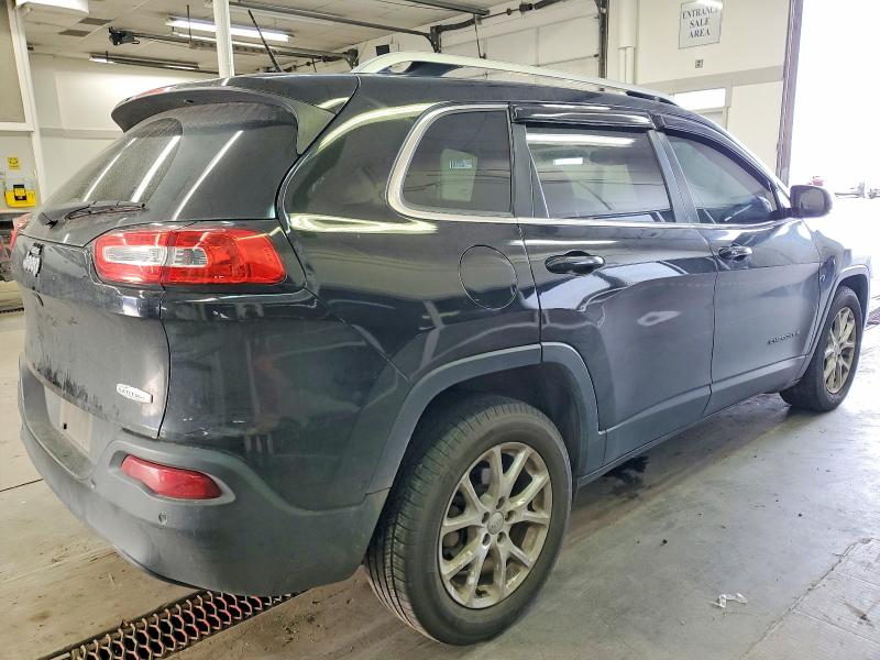 Photo 3 from auction – 2017 JEEP CHEROKEE L with VIN 1C4PJLCB1HW619712