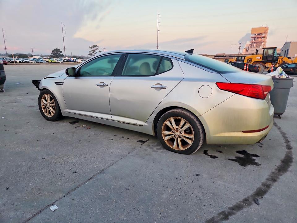 Photo 2 from auction – 2013 KIA OPTIMA EX with VIN 5XXGN4A75DG200718