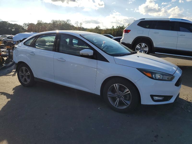 Photo 4 from auction – 2017 FORD FOCUS SE with VIN 1FADP3FE1HL317478