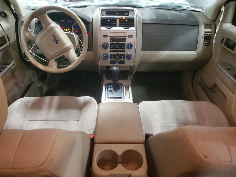 صورة رقم 8 من المزاد - 2011 FORD ESCAPE XLT مع VIN 1FMCU9D70BKC03843
