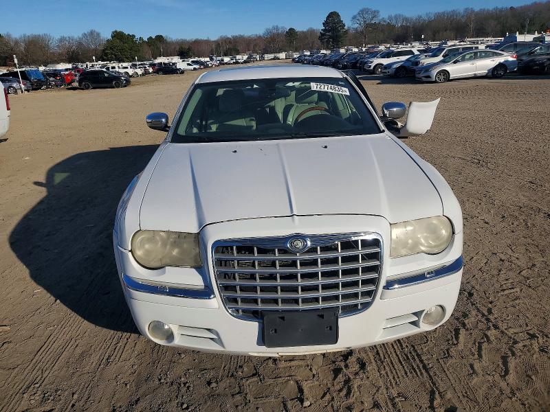Photo 5 from auction – 2006 CHRYSLER 300C with VIN 2C3LA63H36H140731