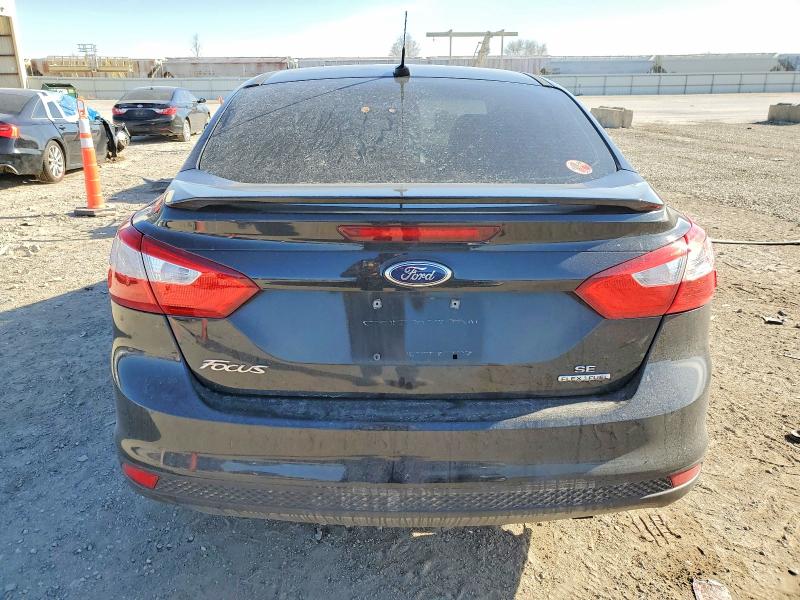 Photo 6 from auction – 2014 FORD FOCUS SE with VIN 1FADP3F27EL258390