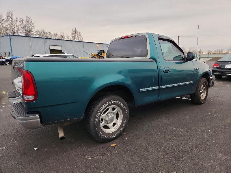Photo 3 from auction – 1998 FORD F150 with VIN 2FTZF1729WCA13396