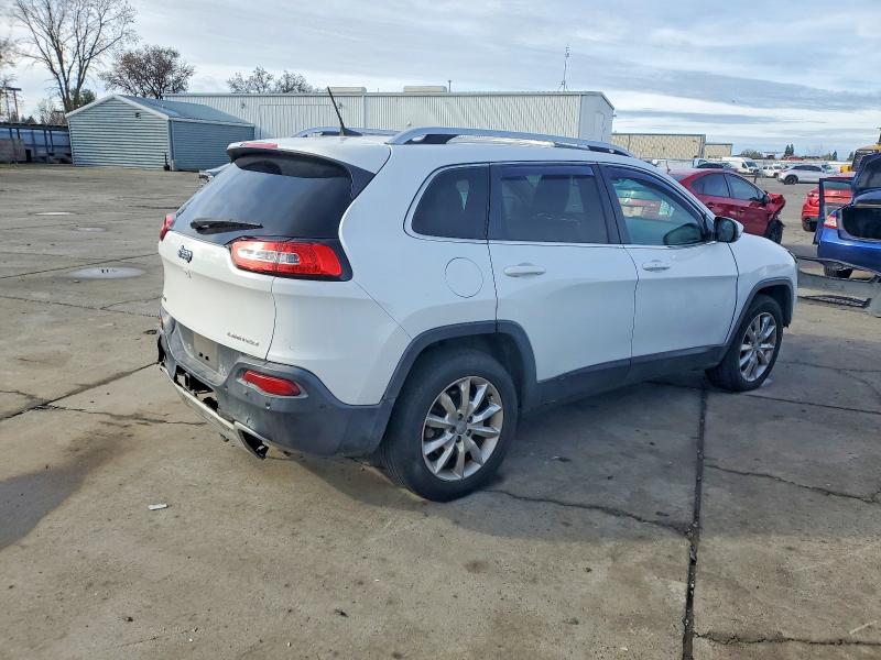 Photo 3 from auction – 2016 JEEP CHEROKEE L with VIN 1C4PJMDS4GW180136