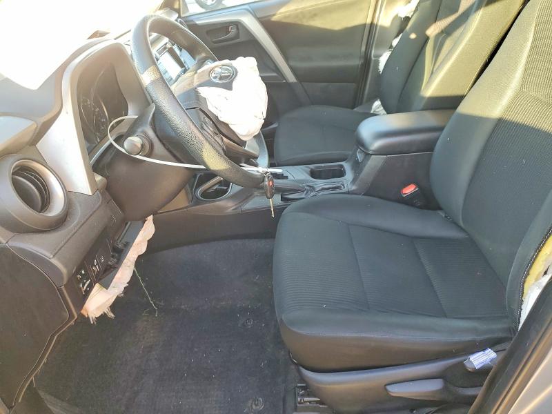 Photo 7 from auction – 2018 TOYOTA RAV4 LE with VIN 2T3ZFREV8JW450250