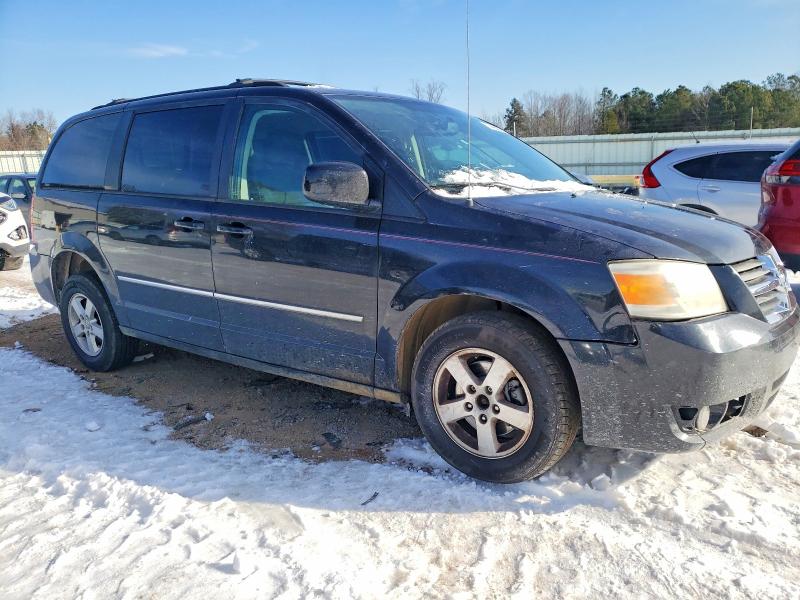 Photo 4 from auction – 2010 DODGE GRAND CARA with VIN 2D4RN5D14AR273090