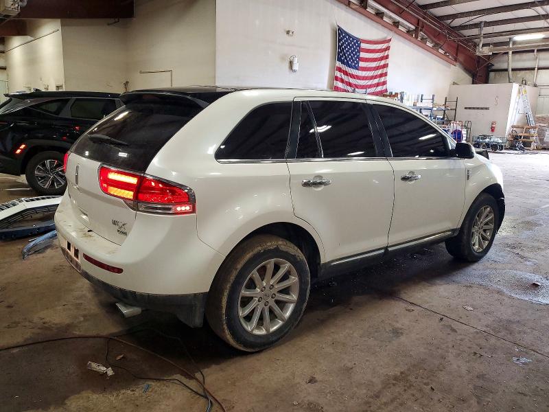 Photo 3 from auction – 2013 LINCOLN MKX with VIN 2LMDJ8JK1DBL33776