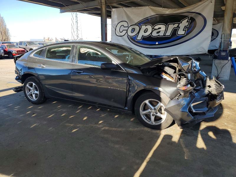 Photo 4 from auction – 2018 CHEVROLET MALIBU with VIN 1G1ZB5ST6JF208526