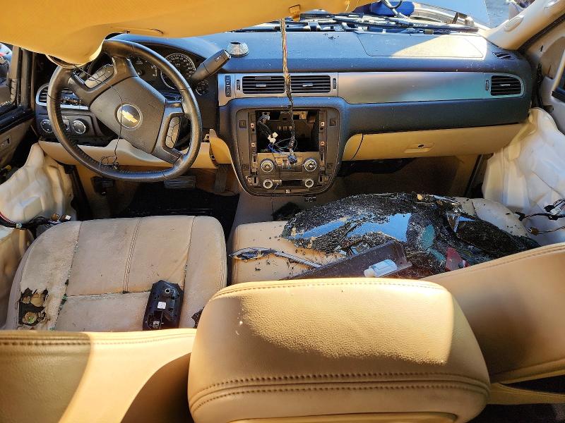 Photo 8 from auction – 2007 CHEVROLET TAHOE K150 with VIN 1GNFK13047J402721