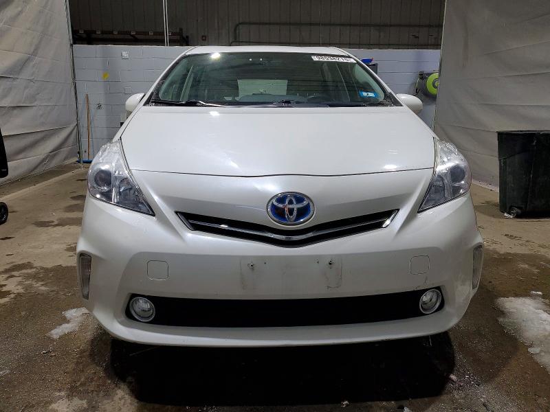 Photo 5 from auction – 2013 TOYOTA PRIUS V with VIN JTDZN3EU3D3266316