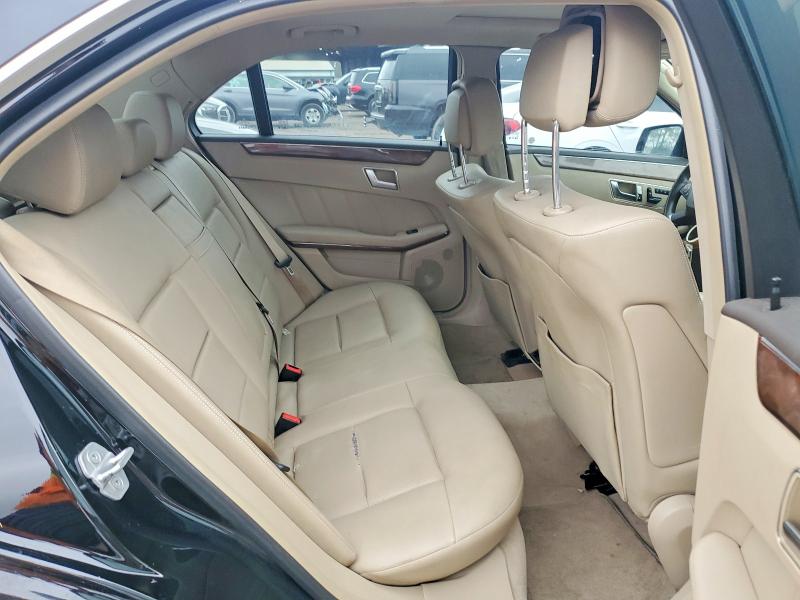 Photo 10 from auction – 2012 MERCEDES-BENZ E 350 with VIN WDDHF5KB5CA534385