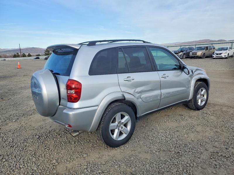 Photo 3 from auction – 2005 TOYOTA RAV4 with VIN JTEHD20V750058527