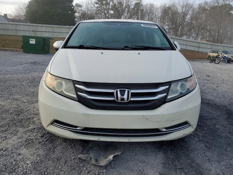 Photo 5 from auction – 2016 HONDA ODYSSEY SE with VIN 5FNRL5H30GB082513