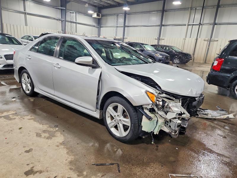 Photo 4 from auction – 2014 TOYOTA CAMRY L with VIN 4T1BF1FK0EU781359