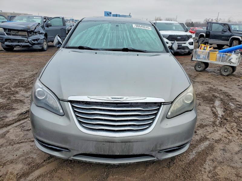 Photo 5 from auction – 2013 CHRYSLER 200 with VIN 1C3CCBBG7DN711220