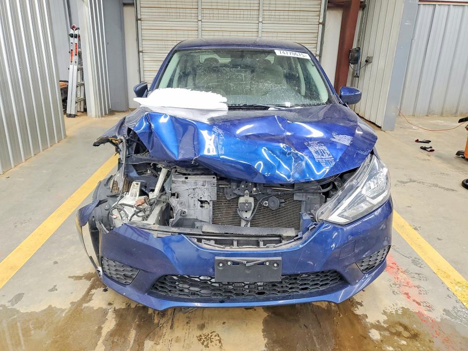 Photo 5 from auction – 2016 NISSAN SENTRA with VIN 3N1AB7AP2GY258056