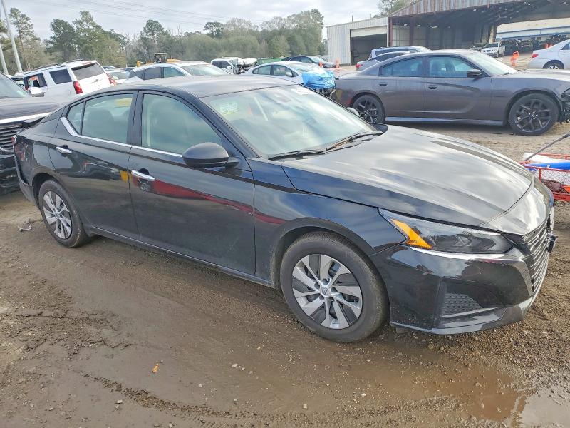 Photo 4 from auction – 2025 NISSAN ALTIMA with VIN 1N4BL4BV7SN317561