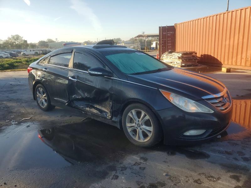 Photo 4 from auction – 2011 HYUNDAI SONATA SE with VIN 5NPEC4AC4BH272294