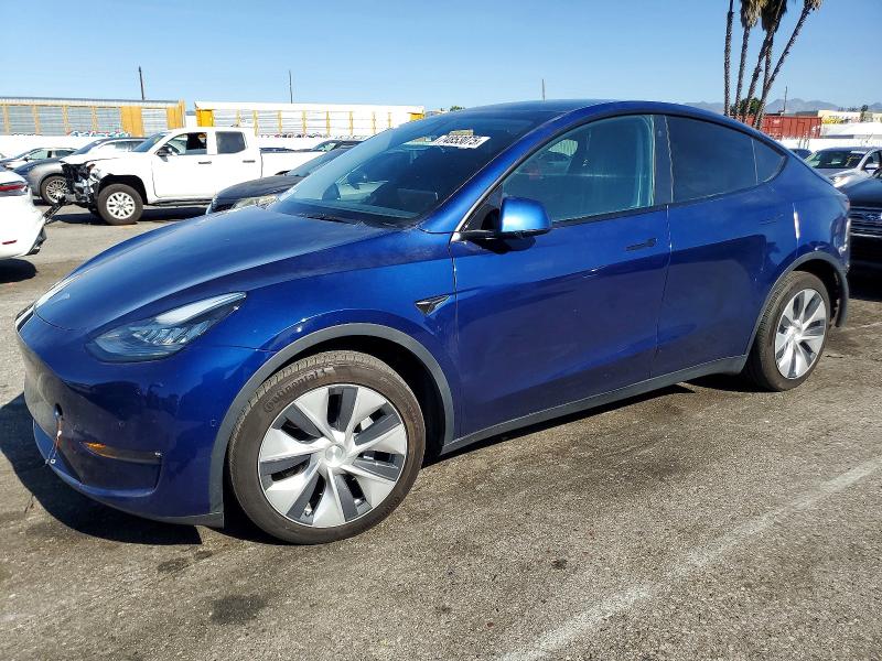 TESLA MODEL Y 2022 with VIN 7SAYGDEE2NF330146 - Photo from auction