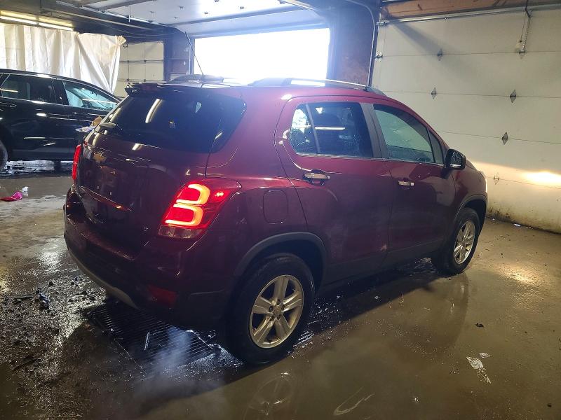 Photo 3 from auction – 2017 CHEVROLET TRAX 1LT with VIN 3GNCJPSB1HL193802