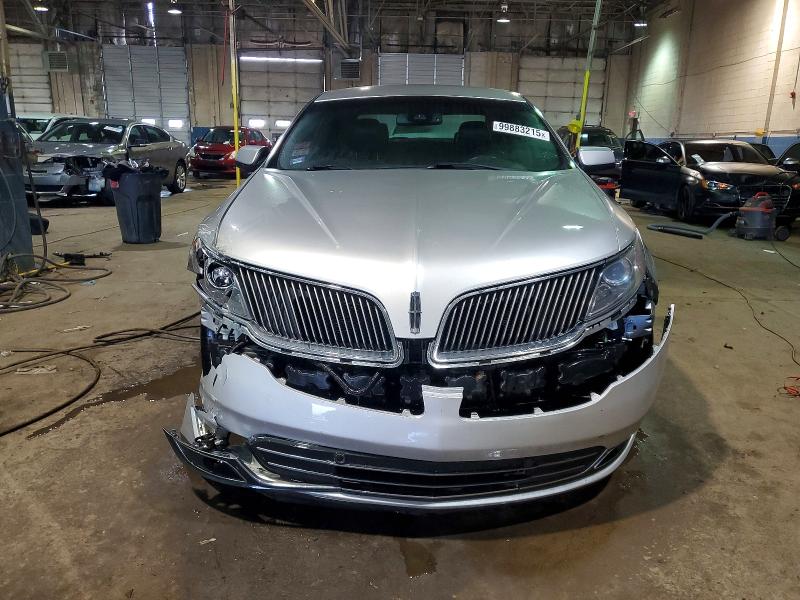 Photo 5 from auction – 2015 LINCOLN MKS with VIN 1LNHL9FT5FG601884
