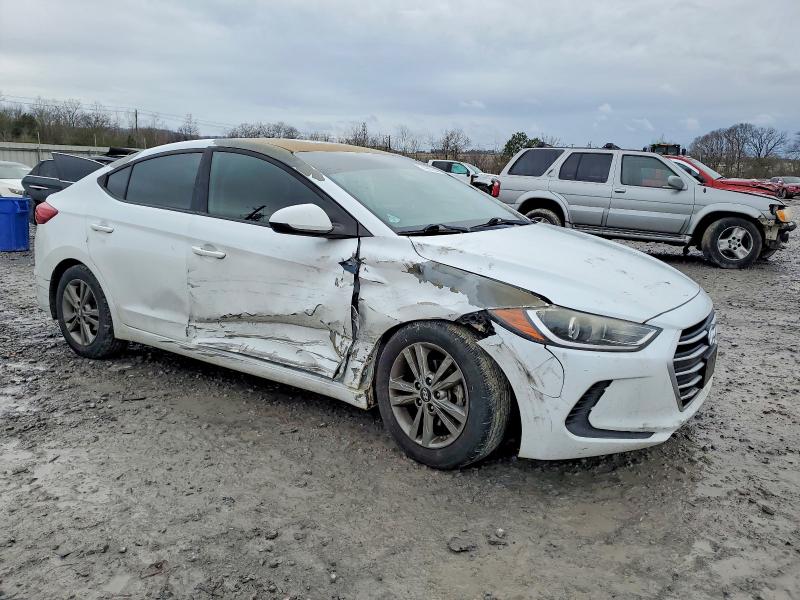 Photo 4 from auction – 2018 HYUNDAI ELANTRA SE with VIN 5NPD84LF2JH302007