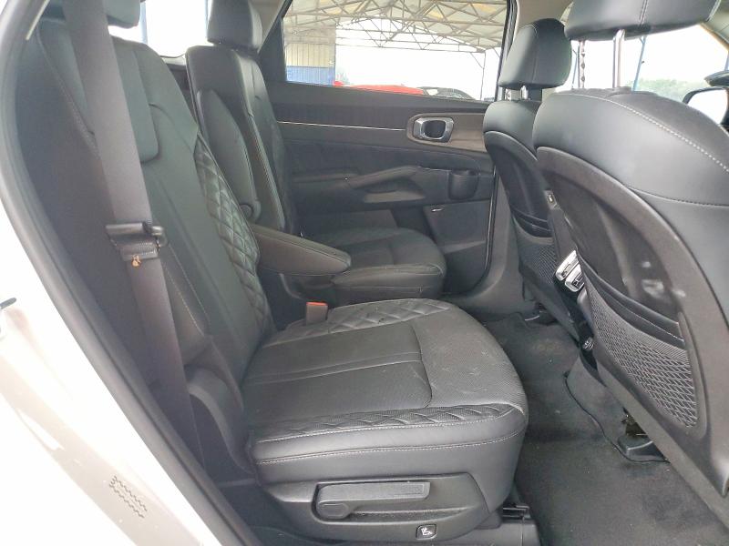 Photo 10 from auction – 2021 KIA SORENTO with VIN 5XYRKDLF1MG026079