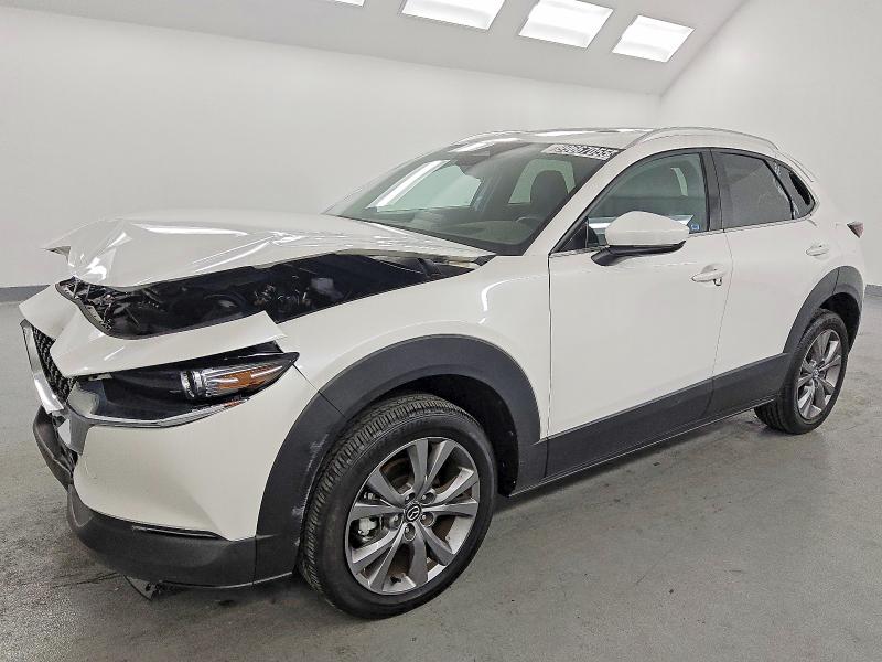 MAZDA CX-30 PREM 2024 with VIN 3MVDMBDMXRM633404 - Photo from auction