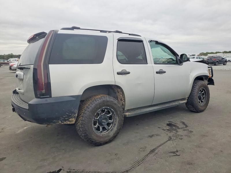 Photo 3 from auction – 2010 CHEVROLET TAHOE C150 with VIN 1GNMCBE34AR193765
