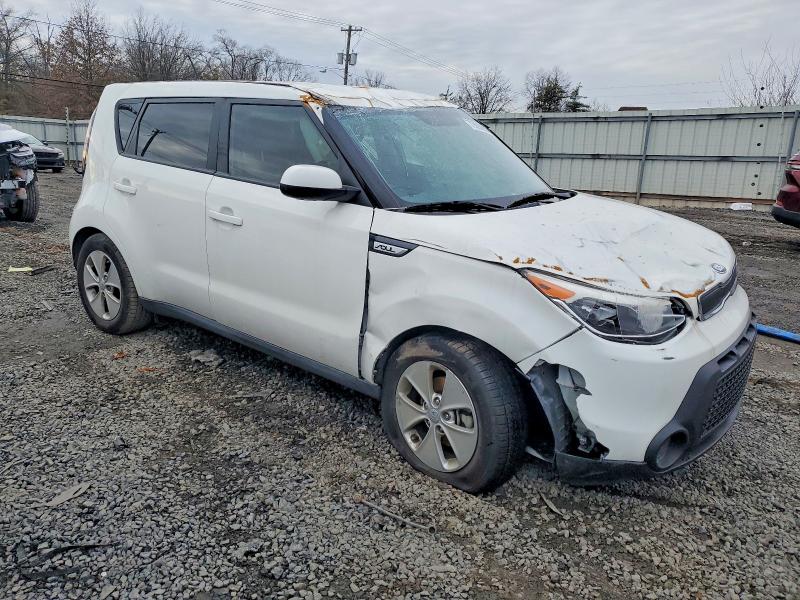 Photo 4 from auction – 2016 KIA SOUL with VIN KNDJN2A2XG7392486