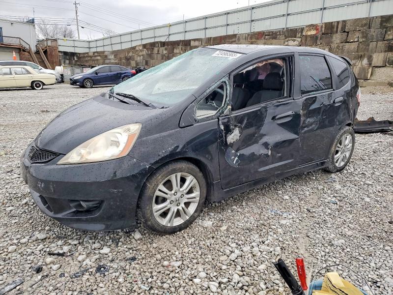 HONDA FIT SPORT 2010 with VIN JHMGE8H48AC033798 - Photo from auction