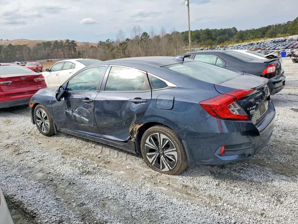 Photo 2 from auction – 2017 HONDA CIVIC EX with VIN 2HGFC1F35HH659029