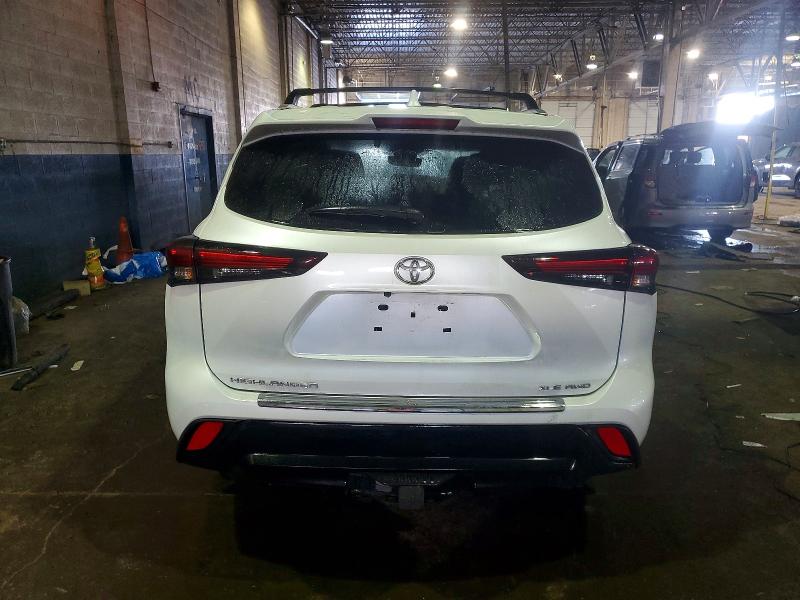 Photo 6 from auction – 2024 TOYOTA HIGHLANDER with VIN 5TDKDRBHXRS550899