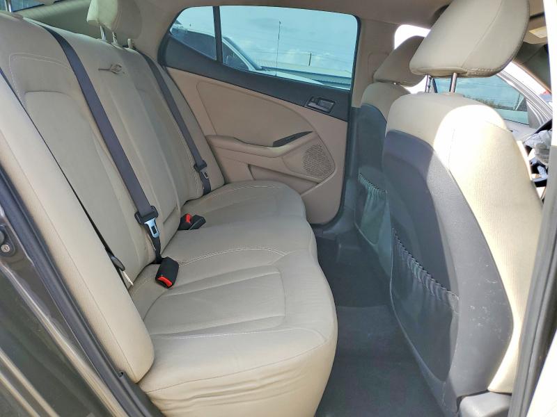 Photo 10 from auction – 2011 KIA OPTIMA LX with VIN KNAGM4A76B5147786