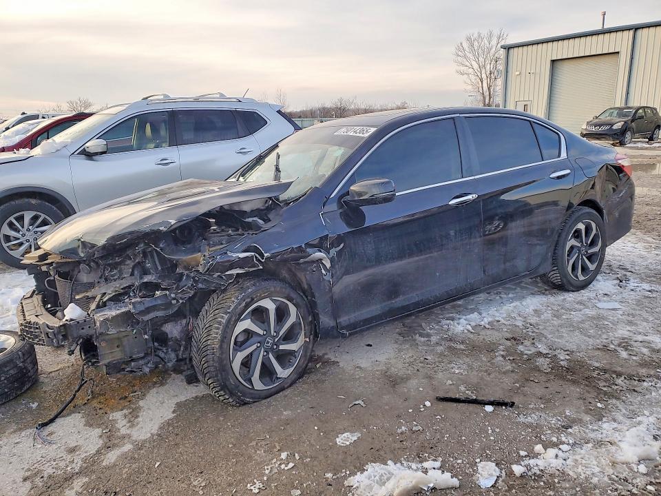Photo 1 from auction – 2016 HONDA ACCORD with VIN 1HGCR2F07GA203527
