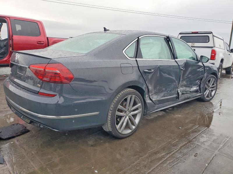Photo 3 from auction – 2017 VOLKSWAGEN PASSAT R-L with VIN 1VWDT7A30HC040984