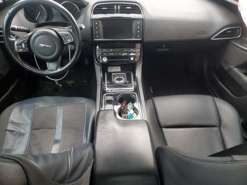 Photo 8 from auction – 2017 JAGUAR XE with VIN SAJAR4BG6HA978733