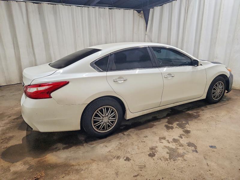 Photo 3 from auction – 2016 NISSAN ALTIMA 2.5 with VIN 1N4AL3AP2GC158492