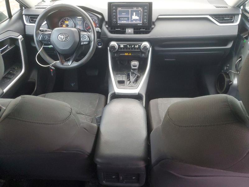 Photo 8 from auction – 2020 TOYOTA RAV4 XLE with VIN 2T3P1RFV6LC086371
