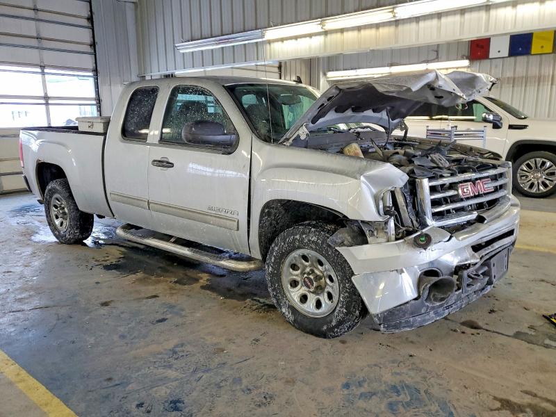 Foto 4 de la subasta – 2012 GMC SIERRA K15 con VIN 1GTR2UEA9CZ196787